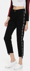 Dressberry Black Regular Fit Mid Rise Clean Look Stretchable Cropped Jeans women