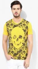 Spykar Yellow Printed Slim Fit V Neck T Shirt men