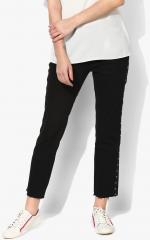 Vero Moda Black Slim Fit Mid Rise Clean Look Jeans women