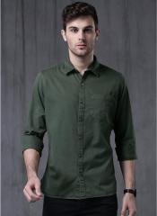 Wrogn Green Slim Fit Solid Casual Shirt men