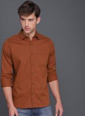 Wrogn Rust Smart Regular Fit Solid Casual Shirt men