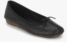 Clarks Freckle Ice Black Belly Shoes women