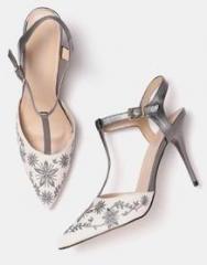 Dressberry Off White & Grey Embroidered Pumps women