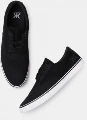 Kook N Keech Black Canvas Regular Sneakers men