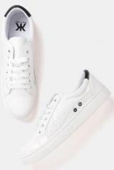 Kook N Keech White Casual Sneakers men