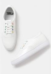 Kook N Keech White Casual Sneakers women