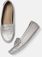 Mast & Harbour Silver Toned Loafers women