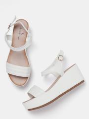 Mast & Harbour White Solid Wedges women