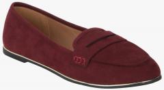Mode By Red Tape Maroon Lifestyle Shoes women