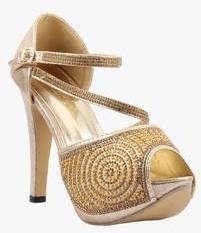 Wellworth Golden Stilettos women