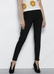 Dorothy Perkins Black Skinny Fit Mid Rise Clean Look Stretchable Jeans women