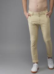 HERE&NOW Men Cream Coloured Slim Fit Solid Chinos
