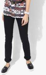 Pepe Jeans Black Solid Low Rise Slim Fit Jeans women