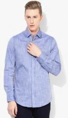 Peter England Blue Solid Slim Fit Casual Shirt men