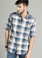 Roadster Blue & White Regular Fit Checked Casual Shirt men