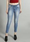 Roadster Blue Regular Fit Mid Rise Clean Look Stretchable Cropped Jeans women