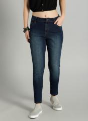 Roadster Blue Slim Fit Mid Rise Clean Look Stretchable Jeans women