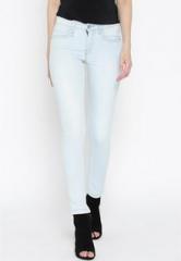 Roadster Light Blue Washed Skinny Fit Mid Rise Jeans women