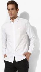 Spykar White Solid Slim Fit Casual Shirt men