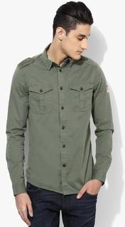Superdry Green Solid Slim Fit Casual Shirt men