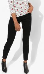 Vero Moda Black Skinny Fit Mid Rise Clean Look Stretchable Cropped Jeans women