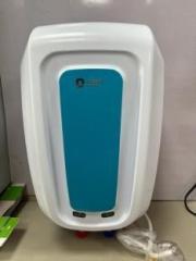 Orient Electric 5.5 Litres RAPIDUS 5.5L Instant Water Heater (WHITE BLUE)