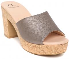 Carlton London Grey Solid Sandals women