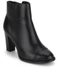 Clarks Kacia Alfresco Ankle Length Black Boots women