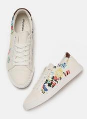 Dressberry White Printed Sneakers women