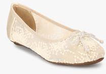 Juniors By Lifestyle Beige Belly Shoes girls