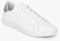 boys white gym shoes