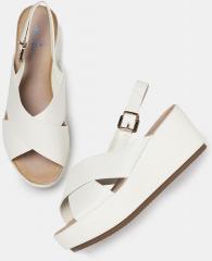 Mast & Harbour White Solid Sandals women