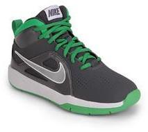 Nike Team Hustle D 6 Grey Basketball Shoes boys