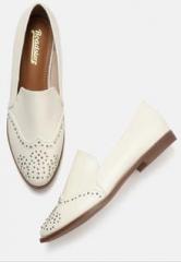 Roadster White Lifestyle Shoes women